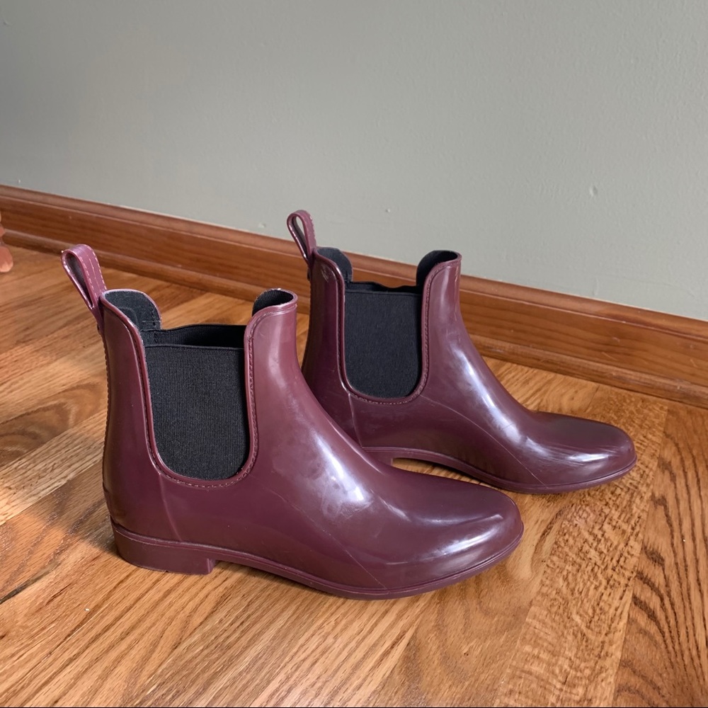 Sam Edelman Rain Boot in color Sangria